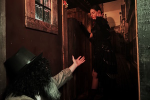 Фотография перформанса Убийца из Уайтчепела от компании Black Room (Фото 3)