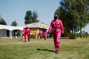 Фотография экшн-игры Игра в кальмара от компании Squid Game (Фото 3)